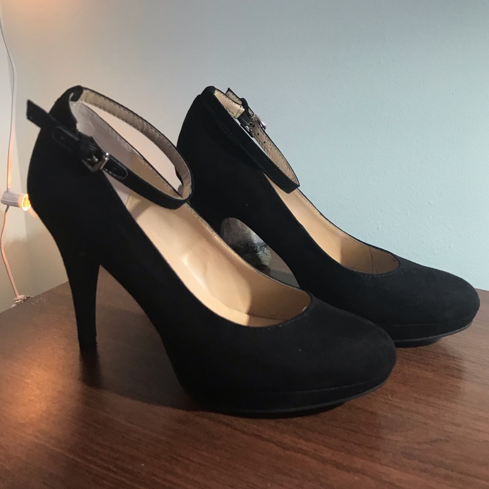 Unisa Black Suede Heels With Ankle Strap